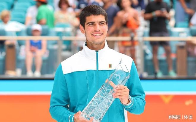 方面做出改 方面做出改