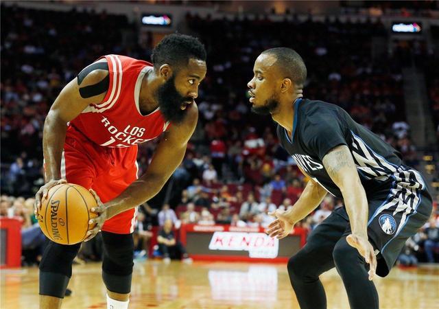 为球迷奉献 为球迷奉献